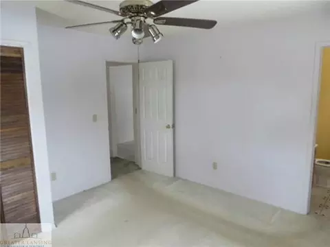 4158 Rivershell Ln, Lansing, MI 48911 photo 9