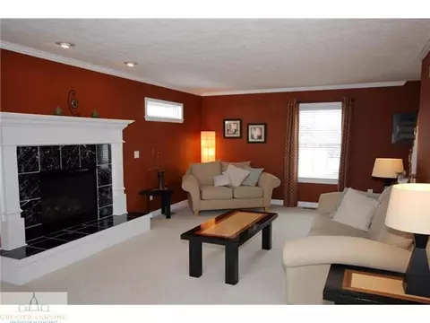 3010 Crofton Dr, Dewitt, MI 48820 photo 3
