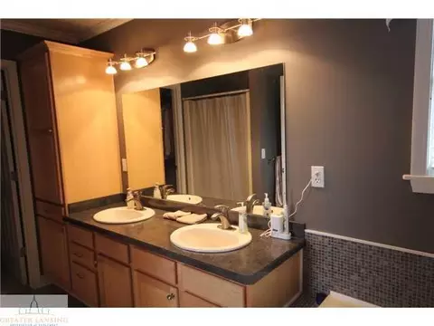 3010 Crofton Dr, Dewitt, MI 48820 photo 11
