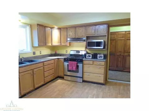 5962 Eagles Way, Haslett, MI 48840 photo 4
