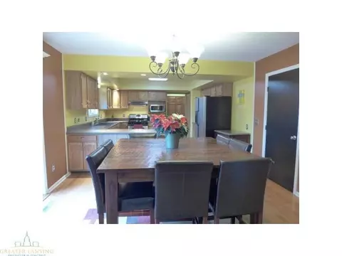 5962 Eagles Way, Haslett, MI 48840 photo 7