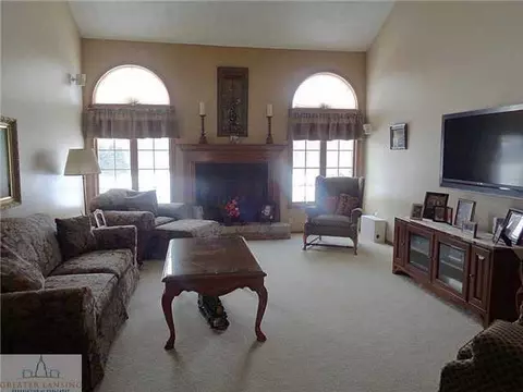 7607 Williams Rd, Lansing, MI 48911 photo 3