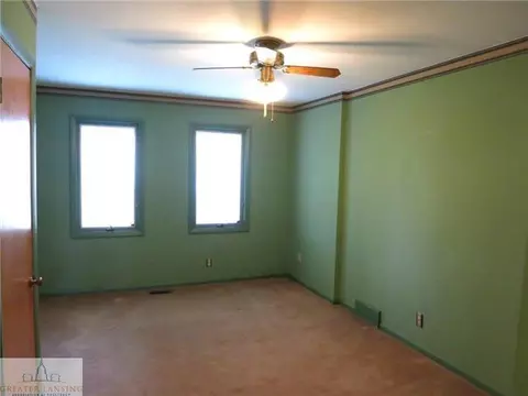 5587 Marsh Rd, Haslett, MI 48840 photo 17