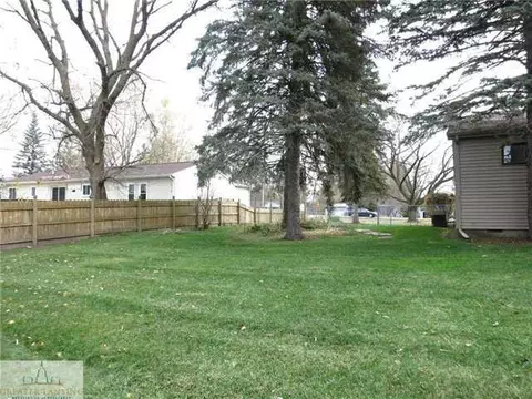5587 Marsh Rd, Haslett, MI 48840 photo 8