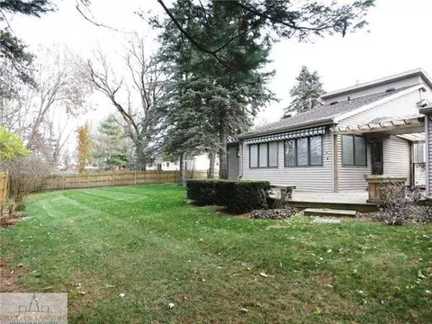 5587 Marsh Rd, Haslett, MI 48840 photo 7