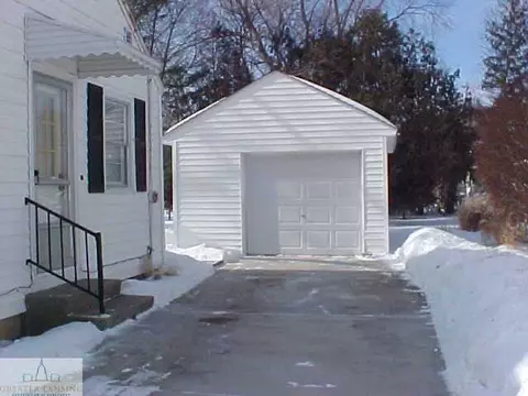1959 Maple St, Holt, MI 48842 photo 3