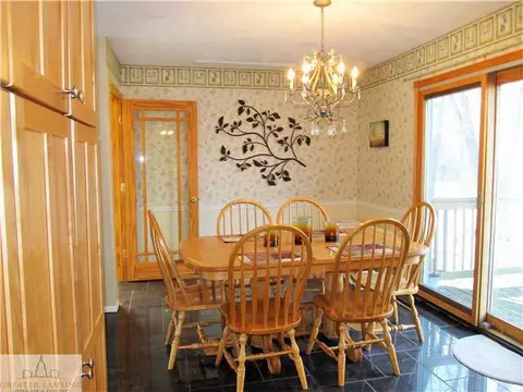 806 Elmwood, Dewitt, MI 48820 photo 9