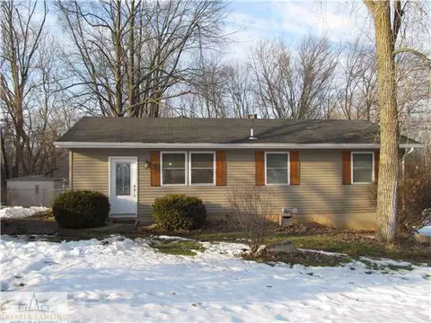 806 Elmwood, Dewitt, MI 48820 photo 1