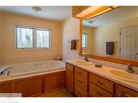 3651 Beech Tree Ln, Okemos, MI 48864 photo 13