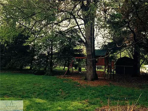 5593 Cornell, Haslett, MI 48840 photo 20