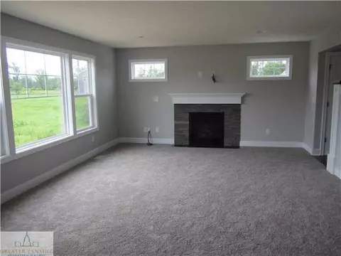 1601 Sanborn Dr, Dewitt, MI 48820 photo 2
