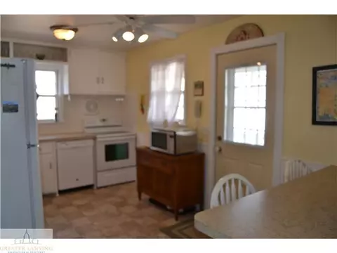2000 Cooper, Lansing, MI 48910 photo 16