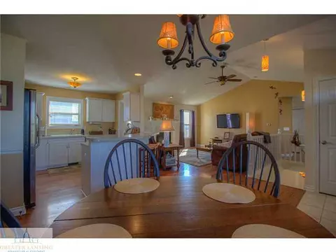 6389 Macadam, Dimondale, MI 48821 photo 4