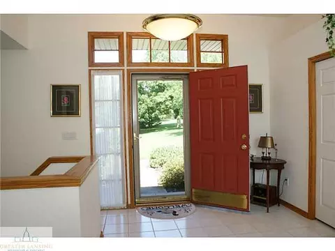 9502 Walnut, Dimondale, MI 48821 photo 2