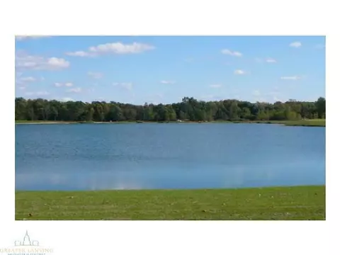 1 Carls Ridge Dr, Charlotte, MI 48813