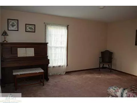 8 Laura Ln, Dewitt, MI 48820 photo 21