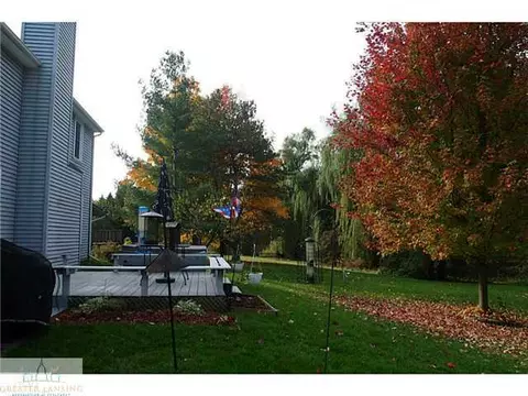 8 Laura Ln, Dewitt, MI 48820 photo 22