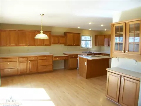 1268 Berkshire Dr, Williamston, MI 48895 photo 11