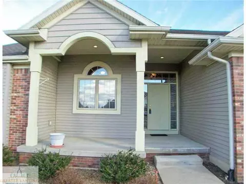 1268 Berkshire Dr, Williamston, MI 48895 photo 3