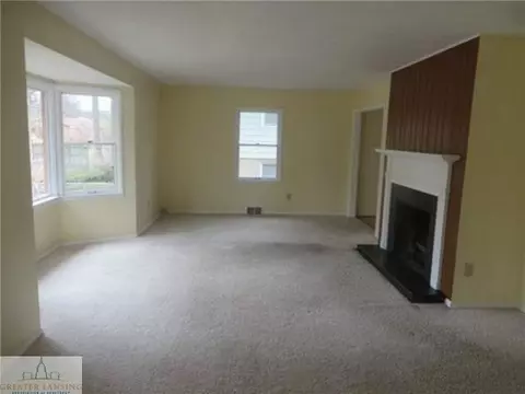 2817 Cooley Dr, Lansing, MI 48911 photo 6