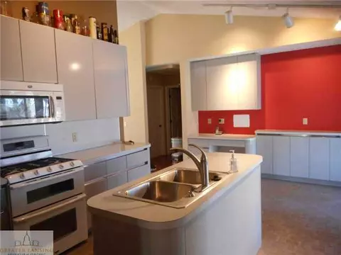 6385 Foster Rd, Haslett, MI 48840 photo 5