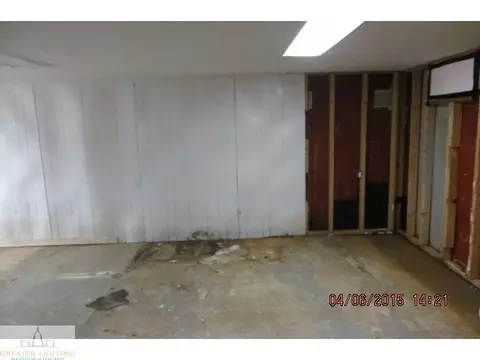 1710 Krouse Rd, Owosso, MI 48867 photo 9