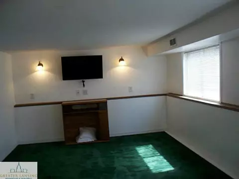 4400 Lowcroft, Lansing, MI 48910 photo 10