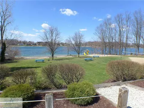 704 Lehigh Dr, Dewitt, MI 48820 photo 25