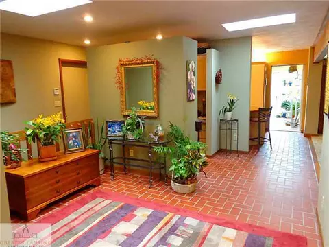 704 Lehigh Dr, Dewitt, MI 48820 photo 2