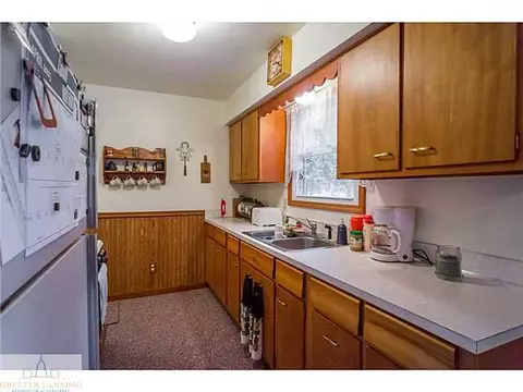 2836 Memory Ln, Lansing, MI 48911 photo 5
