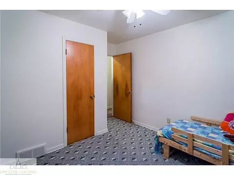 2836 Memory Ln, Lansing, MI 48911 photo 21