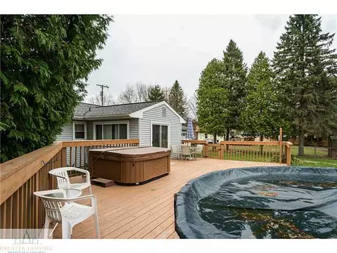 2836 Memory Ln, Lansing, MI 48911 photo 22