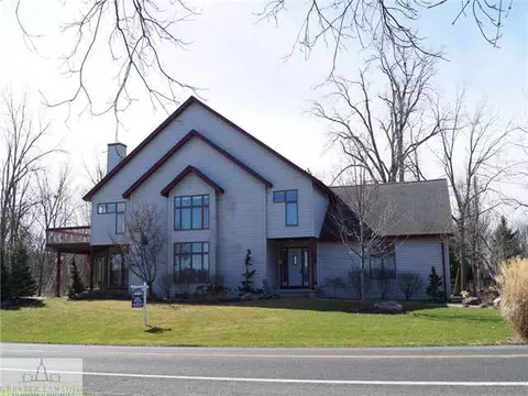 1529 Lake Dr, Haslett, MI 48840 photo 1
