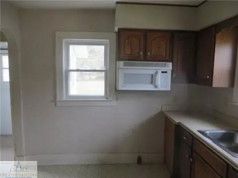 738 E Frederick Ave, Lansing, MI 48906 photo 3