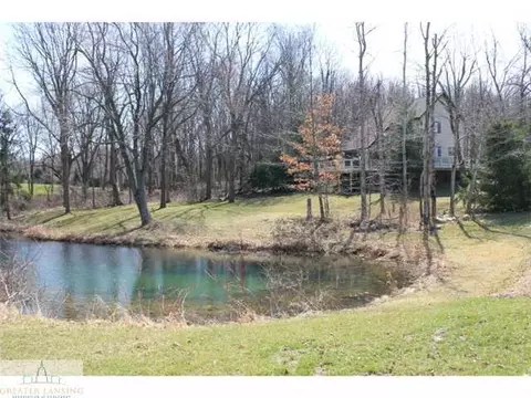 2021 W Herbison Rd, Dewitt, MI 48820 photo 2