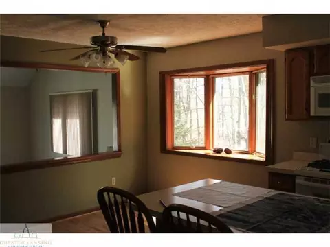 2021 W Herbison Rd, Dewitt, MI 48820 photo 12