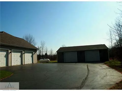 9649 Fenner Rd, Perry, MI 48872 photo 23