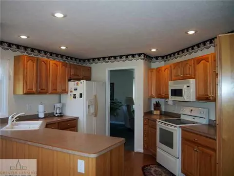 9649 Fenner Rd, Perry, MI 48872 photo 4