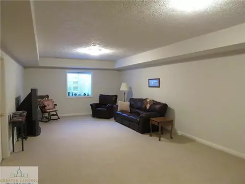3360 Hidden Ridge Dr, Dewitt, MI 48820 photo 18