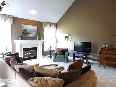 3360 Hidden Ridge Dr, Dewitt, MI 48820 photo 3