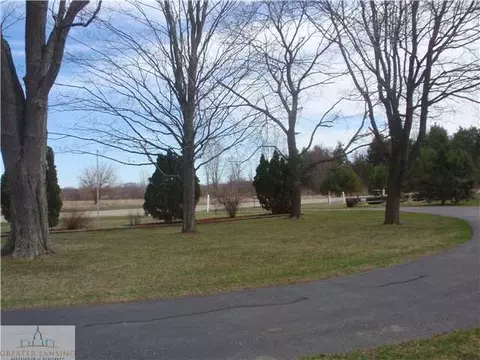 356 E Grand River Rd, Williamston, MI 48895 photo 9