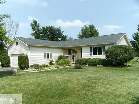 8603 S Grove Rd, Dewitt, MI 48820 photo 1