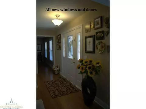 3074 Summergate, Okemos, MI 48864 photo 2