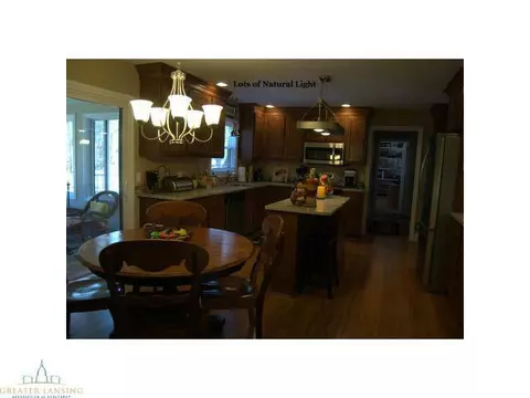 3074 Summergate, Okemos, MI 48864 photo 4