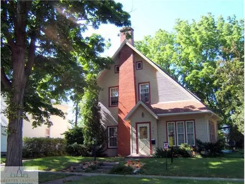 207 E Baldwin St, Saint Johns, MI 48879 photo 1