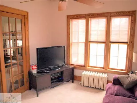 207 E Baldwin St, Saint Johns, MI 48879 photo 6