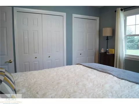 1005 E Walker St, Saint Johns, MI 48879 photo 11