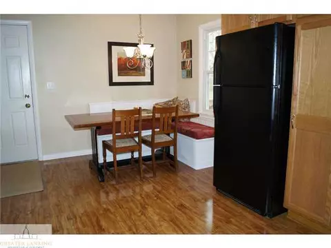 1005 E Walker St, Saint Johns, MI 48879 photo 7