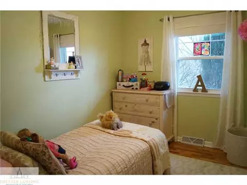 1005 E Walker St, Saint Johns, MI 48879 photo 17