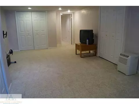 1005 E Walker St, Saint Johns, MI 48879 photo 21